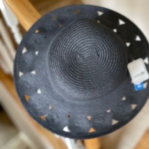 NWT Black San Diego Hat Company